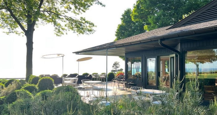 Lake Shore Resort - Web Listing (newer photo)